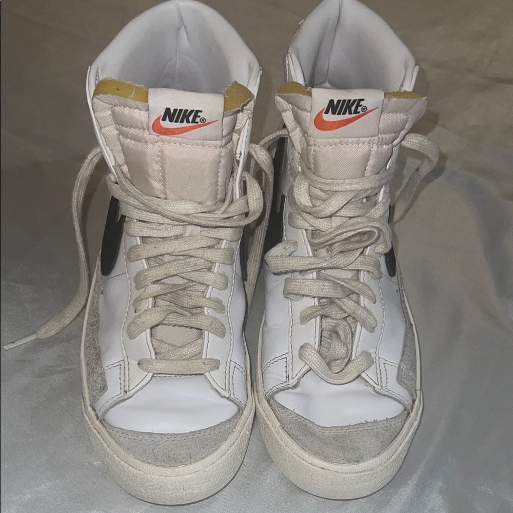 Nike Women's 8.5 White and Gray High-Top Sneakers with Orange Accents